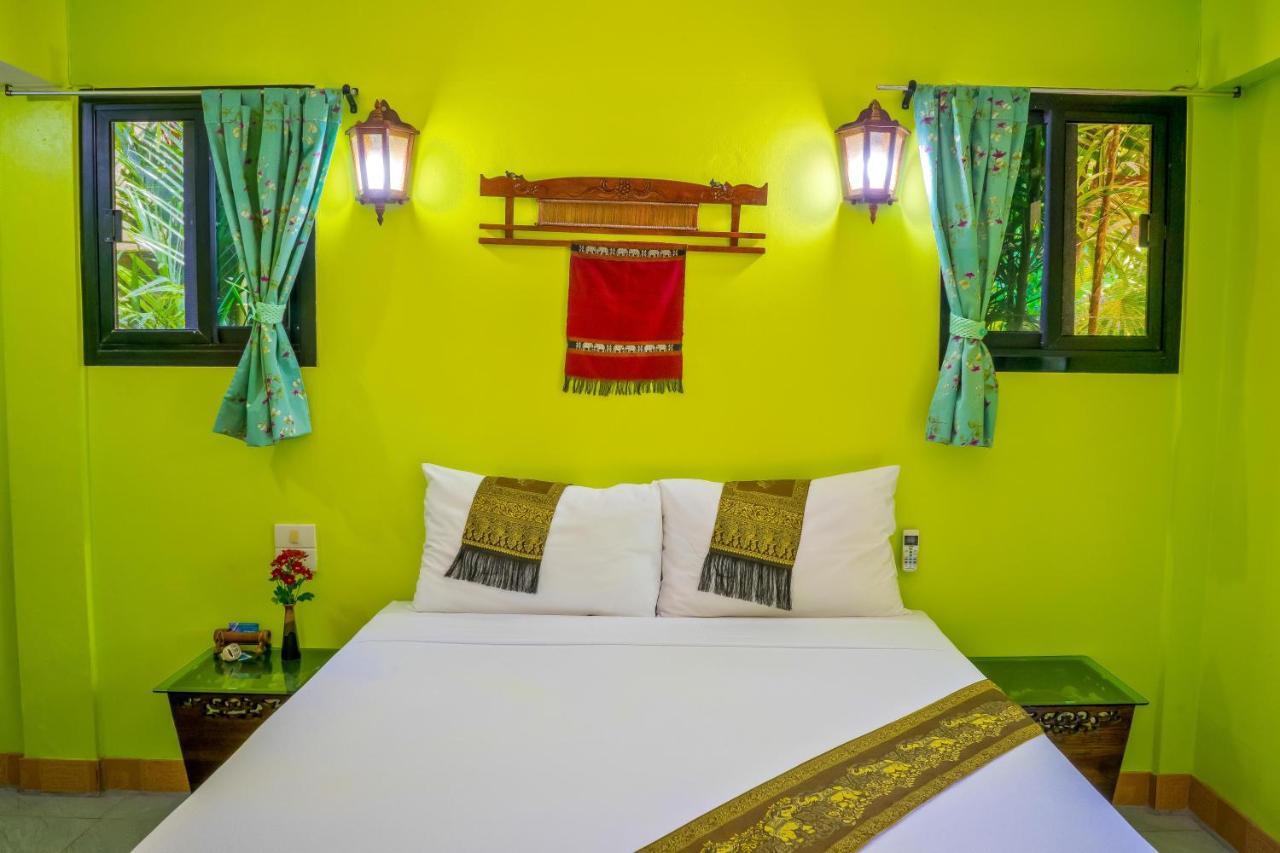 Gasthof Chez Charly Nai Yang Beach